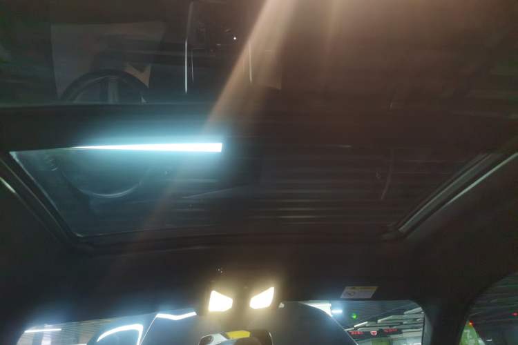 Used BMW X6 2021 xDrive40i M Sport Package Headliner