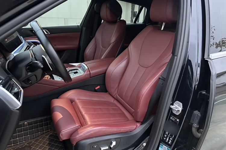 Used BMW X6 2021 xDrive40i M Sport Package Interior 1