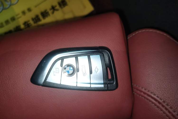 Used BMW X6 2021 xDrive30i M Sport Package Interior 1