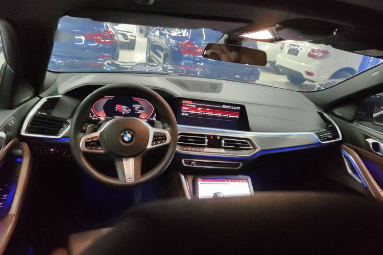 Used BMW X6 2021 xDrive40i M Sport Package Interior 2