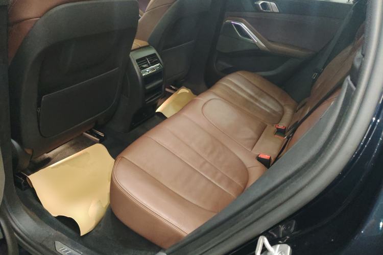 Used BMW X6 2021 xDrive40i M Sport Package Interior 4