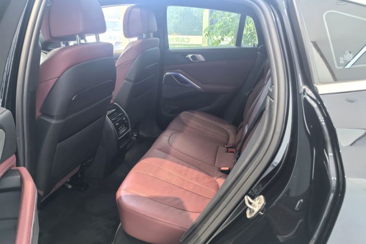 Used BMW X6 2021 Restyled xDrive40i Luxury Version M Sport Package Interior 6
