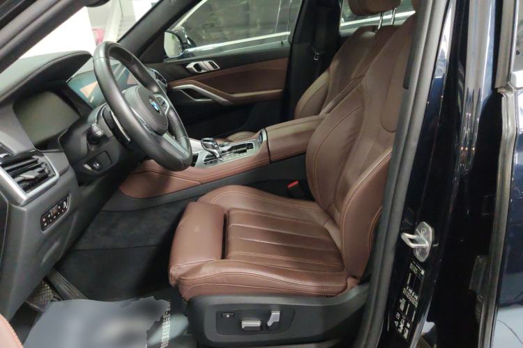 Used BMW X6 2021 xDrive30i M Sport Package Left Front Seat