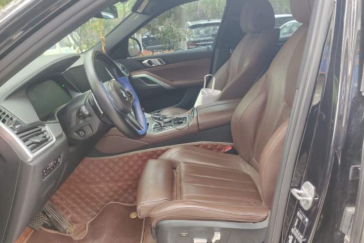 Used BMW X6 2021 xDrive30i M Sport Package Left Front Seat