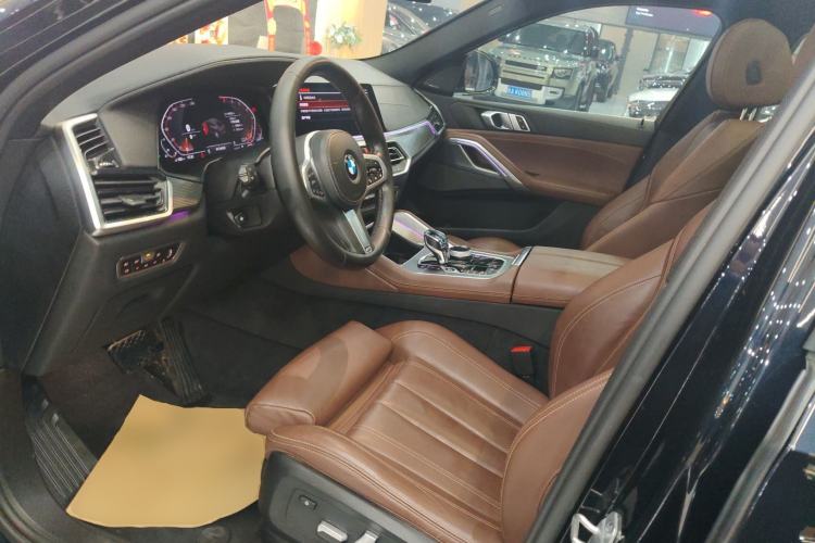 Used BMW X6 2021 xDrive40i M Sport Package Left Front Seat