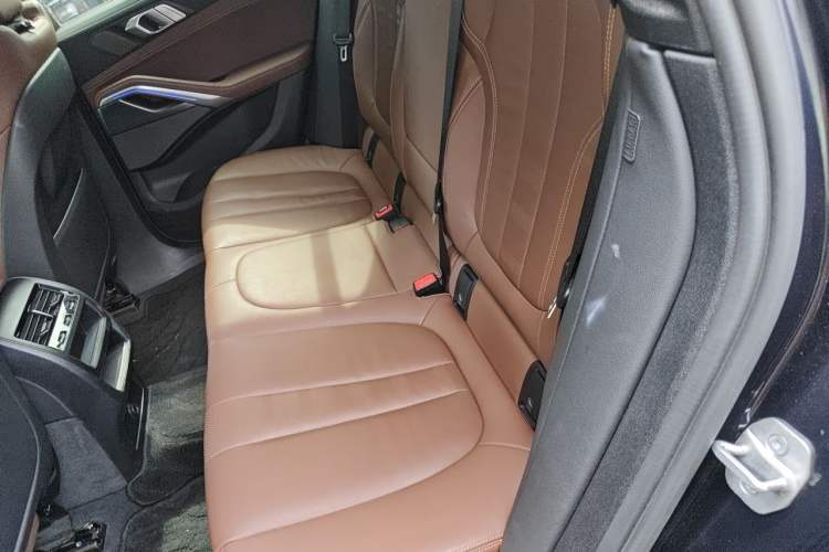 Used BMW X6 2021 xDrive40i M Sport Package Left Rear Seat