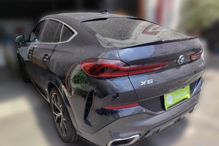Used BMW X6 2021 xDrive40i Luxury Model with M Sport Package Rear Left 45 Deg