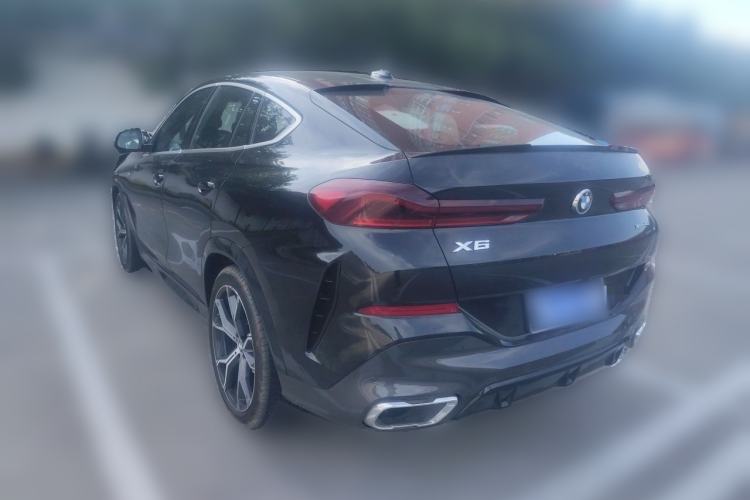 Used BMW X6 2021 xDrive40i Luxury Model with M Sport Package Rear Left 45 Deg