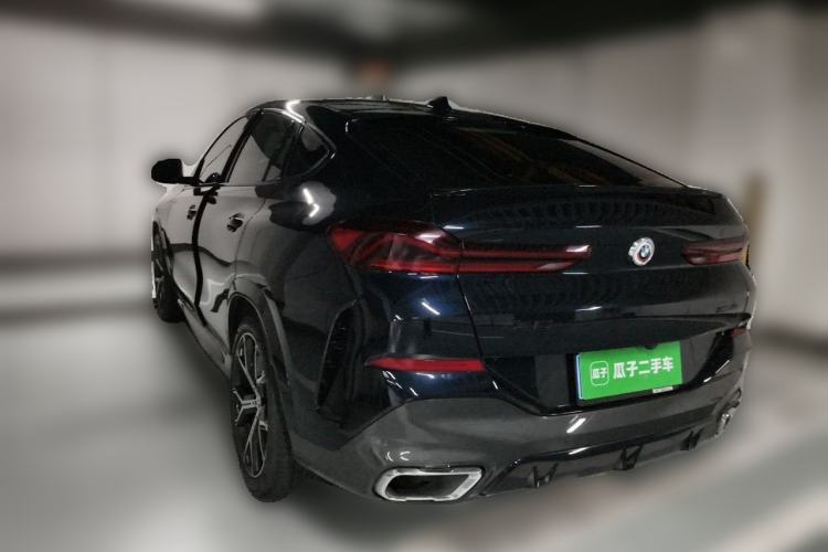Used BMW X6 2021 xDrive40i Luxury Model with M Sport Package Rear Left 45 Deg