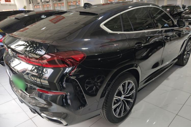 Used BMW X6 2021 xDrive30i M Sport Package Rear Right 45 Deg
