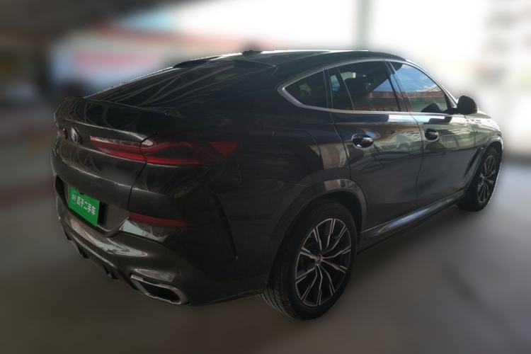 Used BMW X6 2021 xDrive40i M Sport Package Rear Right 45 Deg