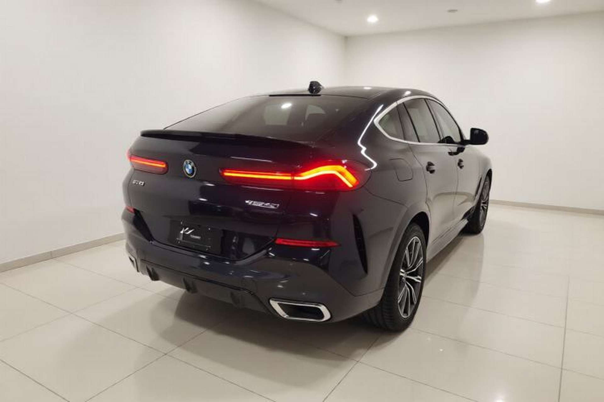 Used BMW X6 2021 xDrive40i M Sport Package Rear Right 45 Deg