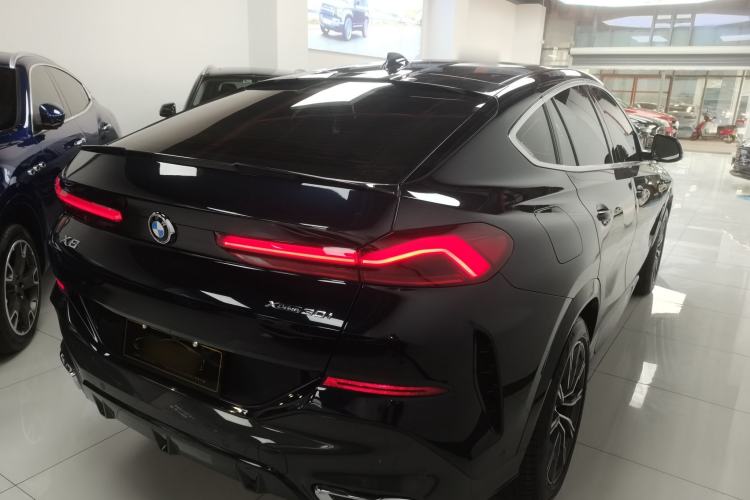 Used BMW X6 2021 xDrive30i M Sport Package Rear Right 45 Deg