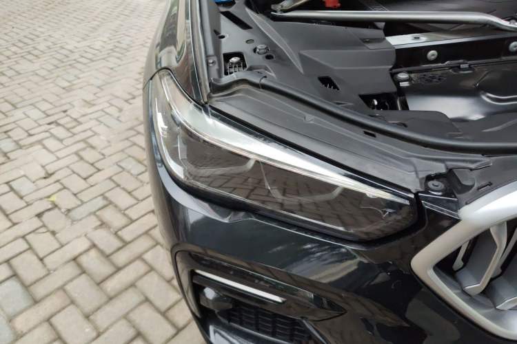 Used BMW X6 2021 xDrive30i M Sport Package Right Front Headlight