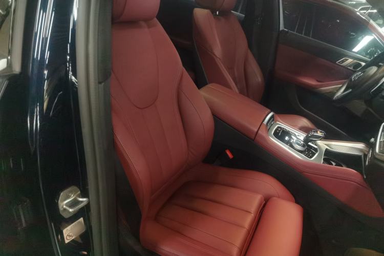 Used BMW X6 2021 xDrive40i M Sport Package Right Front Seat