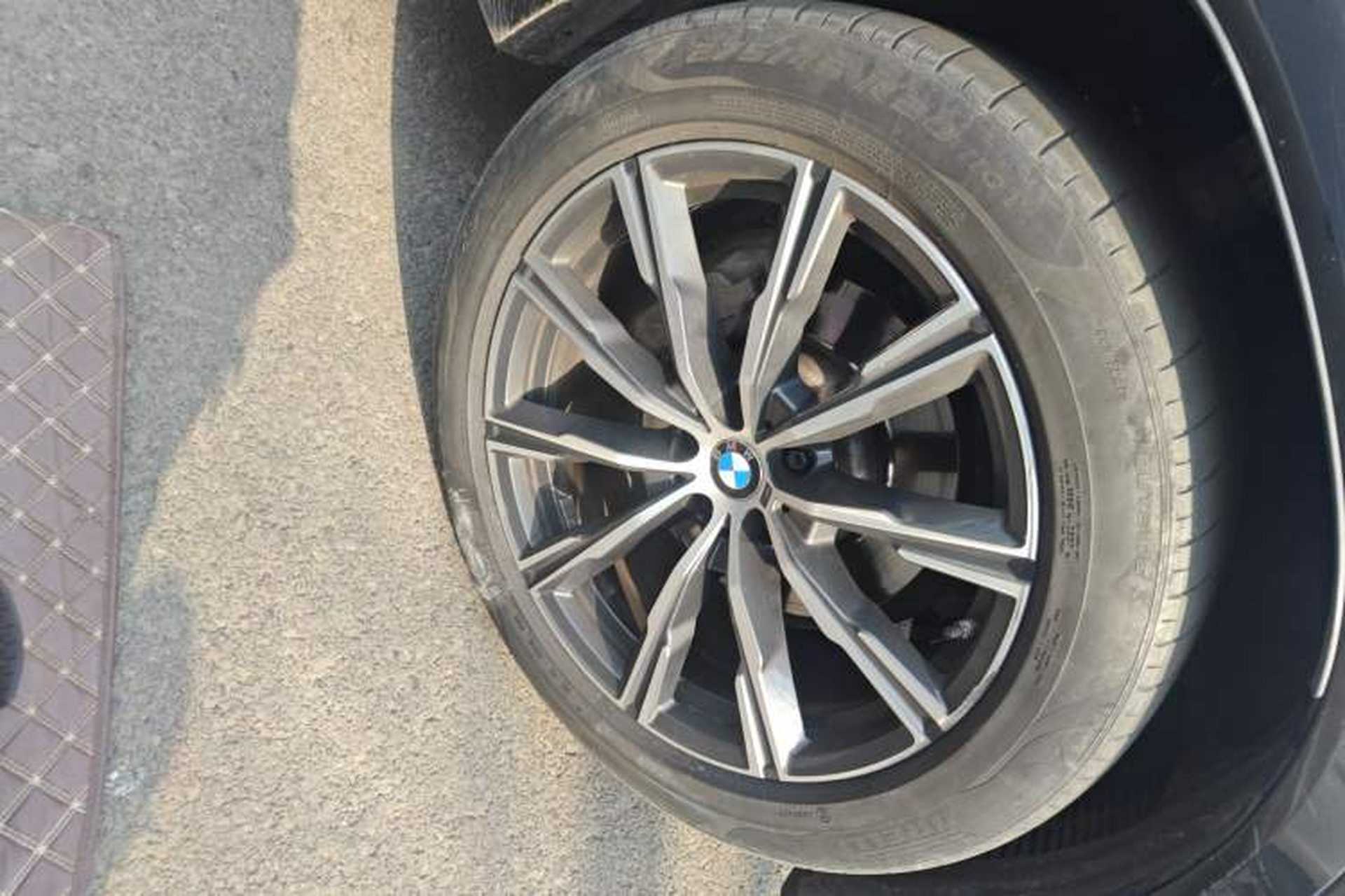 Used BMW X6 2021 xDrive30i M Sport Package Right Front Wheel Hub