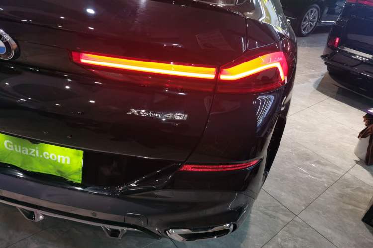 Used BMW X6 2021 xDrive40i M Sport Package Right Rear Taillight