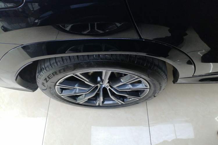 Used BMW X6 2021 xDrive40i M Sport Package Right Rear Wheel Hub