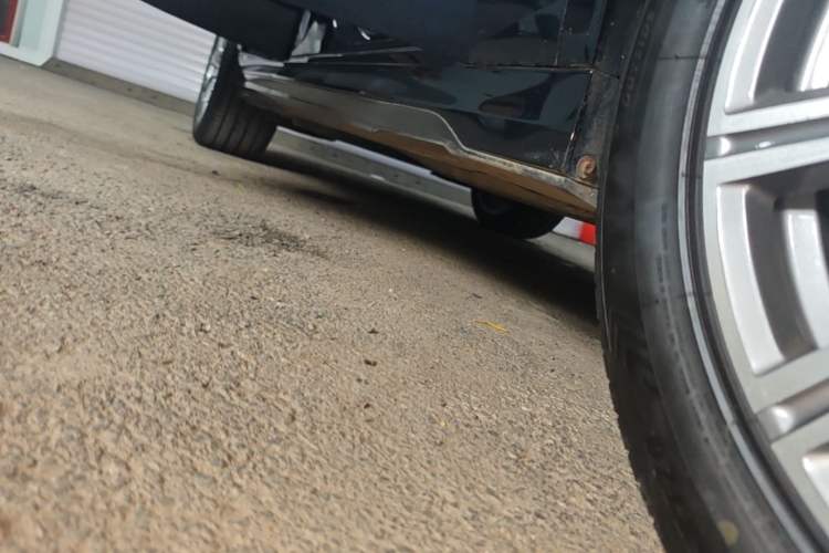 Used BMW X6 2021 xDrive40i M Sport Package Right Side Sill