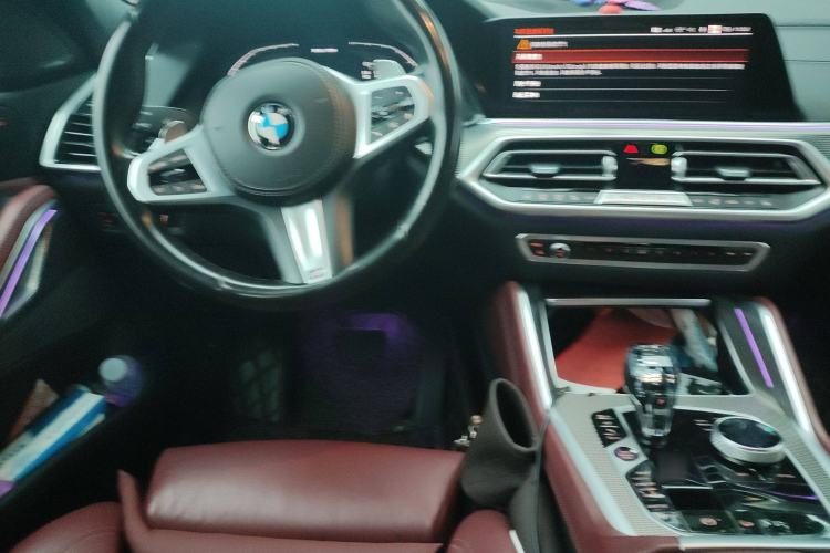 Used BMW X6 2021 xDrive40i M Sport Package Steering Wheel
