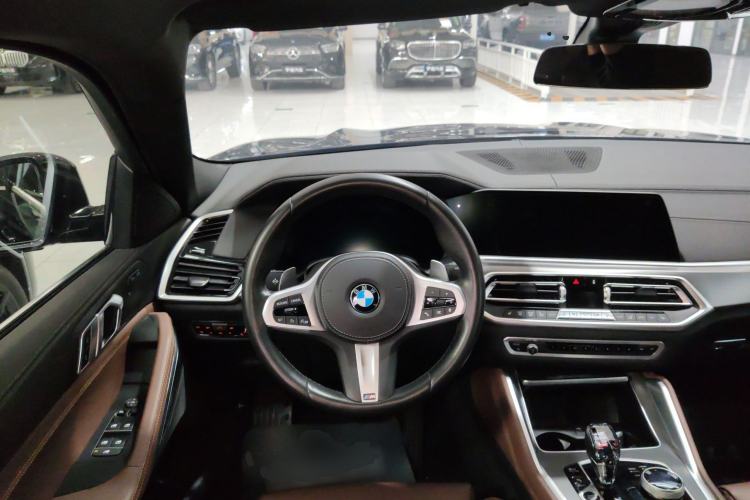 Used BMW X6 2021 xDrive30i M Sport Package Steering Wheel