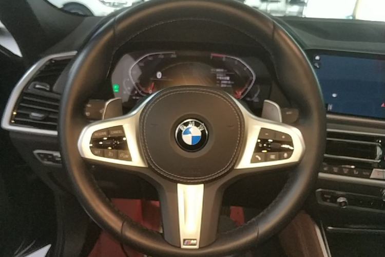 Used BMW X6 2021 xDrive30i M Sport Package Steering Wheel