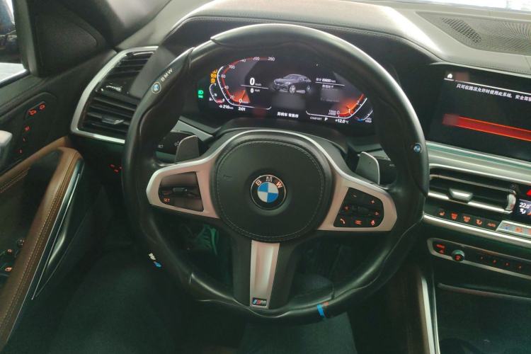 Used BMW X6 2021 xDrive30i M Sport Package Steering Wheel