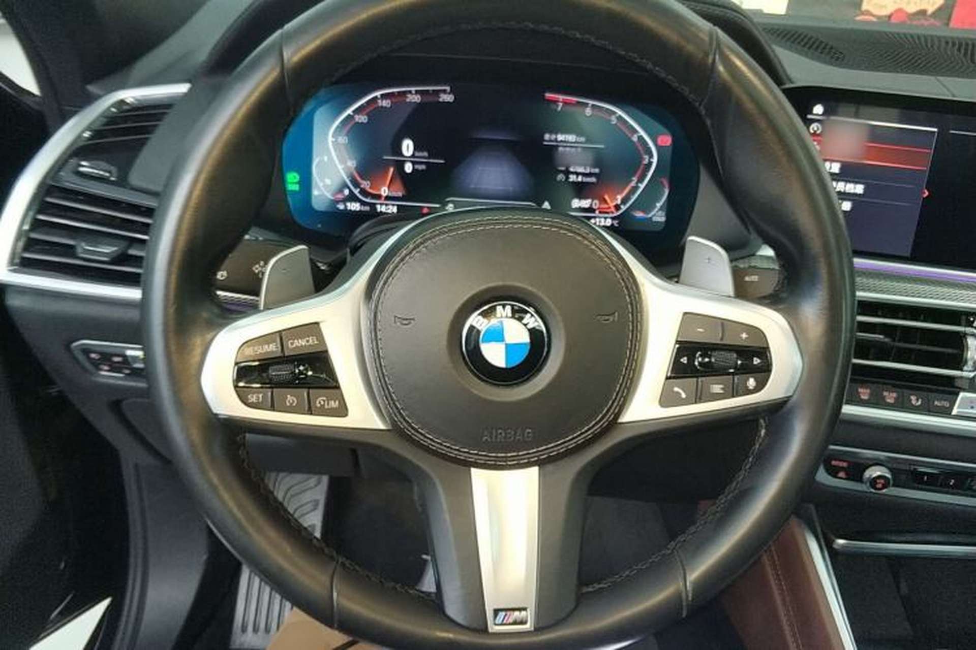 Used BMW X6 2021 xDrive40i M Sport Package Steering Wheel