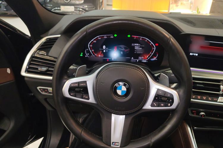 Used BMW X6 2021 xDrive40i M Sport Package Steering Wheel