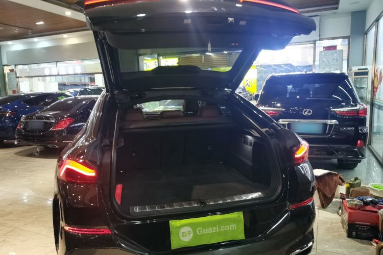 Used BMW X6 2021 xDrive40i M Sport Package Trunk