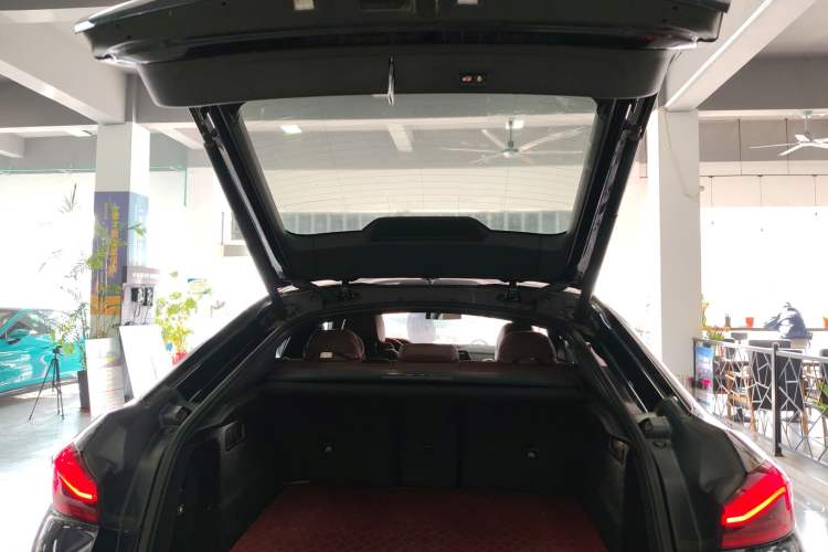 Used BMW X6 2021 xDrive30i M Sport Package Trunk