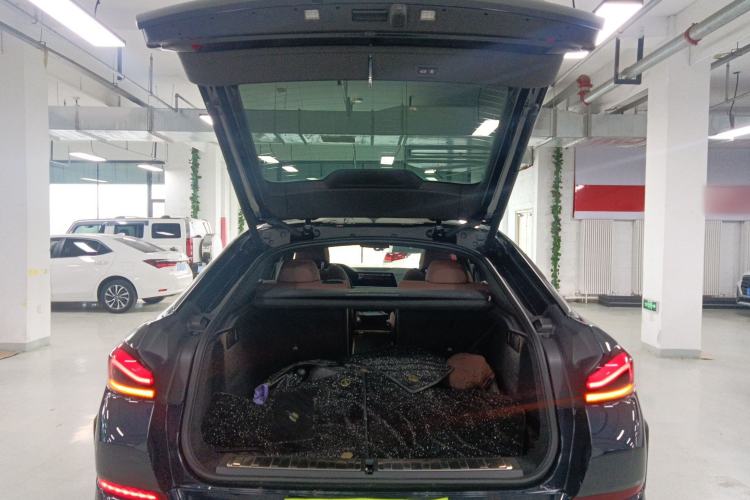 Used BMW X6 2021 xDrive30i M Sport Package Trunk