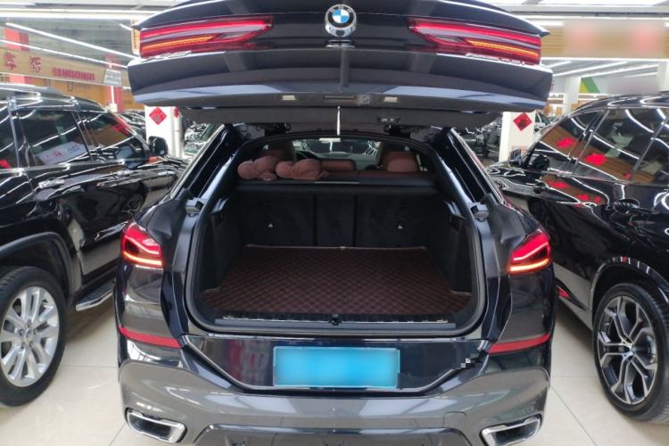 Used BMW X6 2021 xDrive40i M Sport Package Trunk