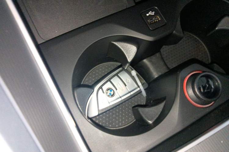Used BMW X6 2021 xDrive30i M Sport Package Vehicle Key