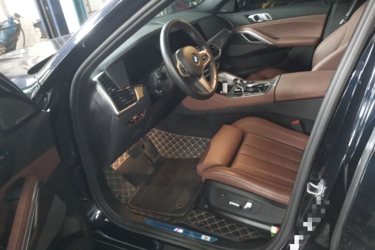 Used BMW X6 2021 xDrive40i M Sport Package Driver Seat