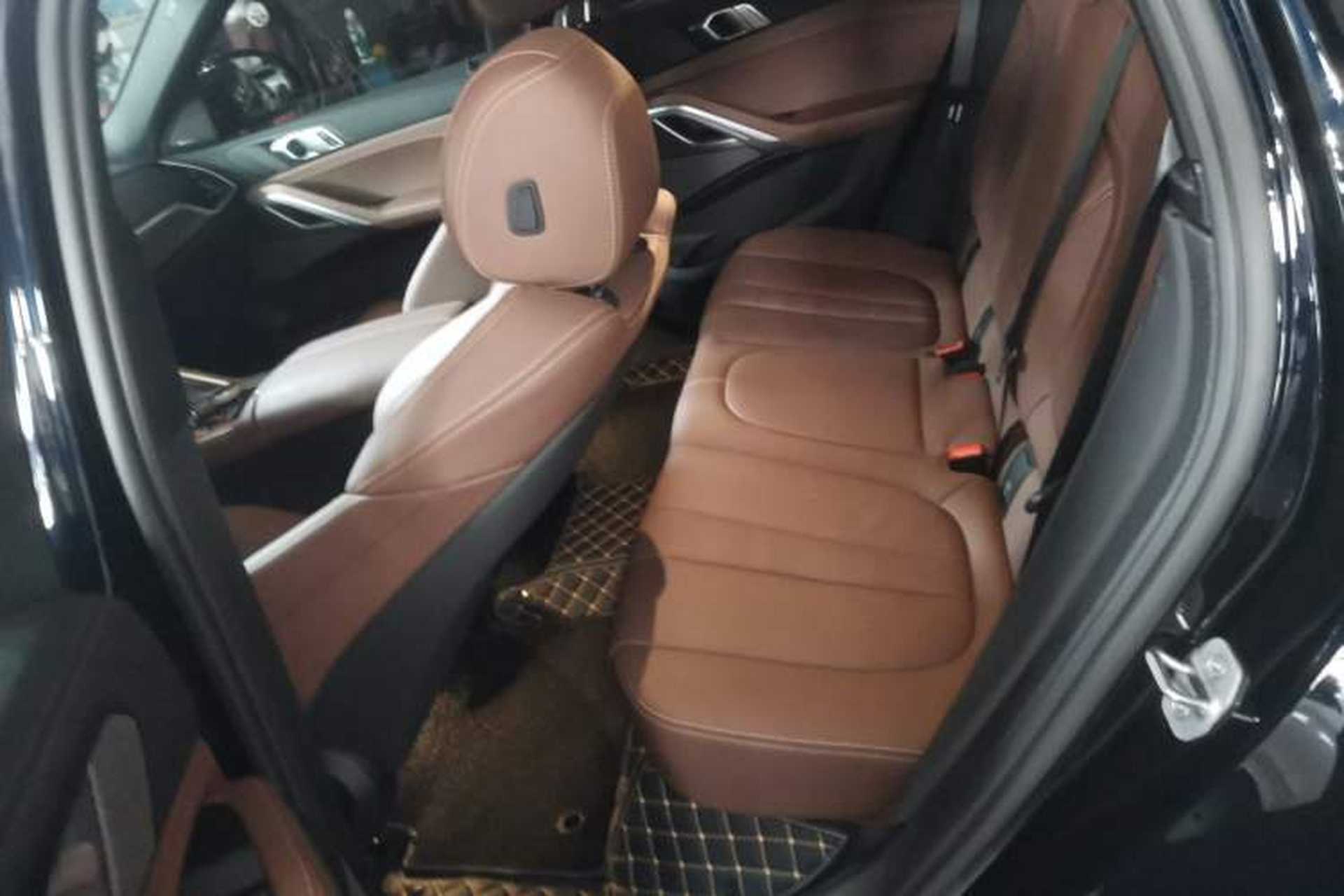 Used BMW X6 2021 xDrive40i M Sport Package Left Rear Seat