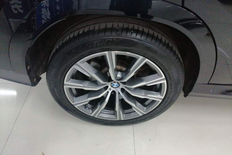 Used BMW X6 2021 xDrive40i M Sport Package Right Rear Wheel Hub