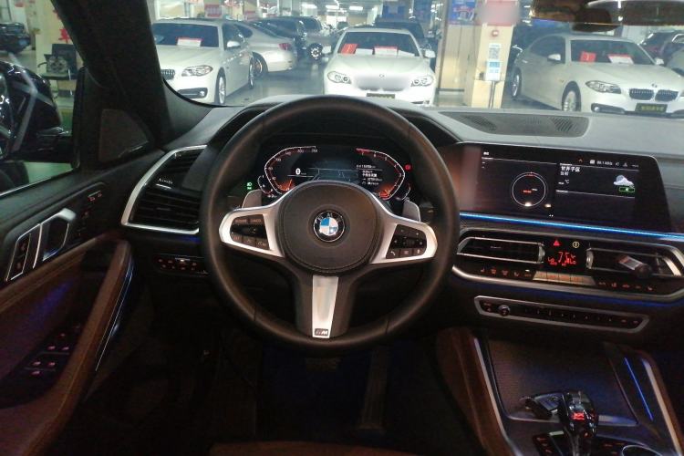 Used BMW X6 2021 xDrive40i M Sport Package Steering Wheel