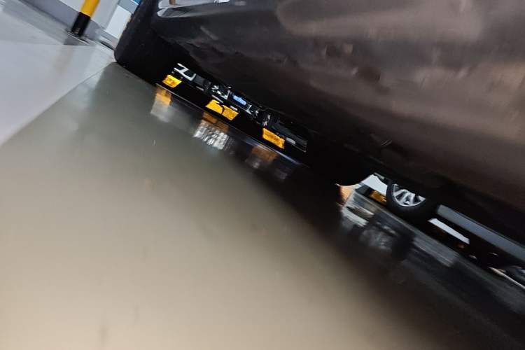 Used BMW X6 2021 xDrive30i M Sport Package Chassis Front Right