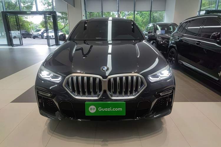 Used BMW X6 2021 xDrive30i M Sport Package Front