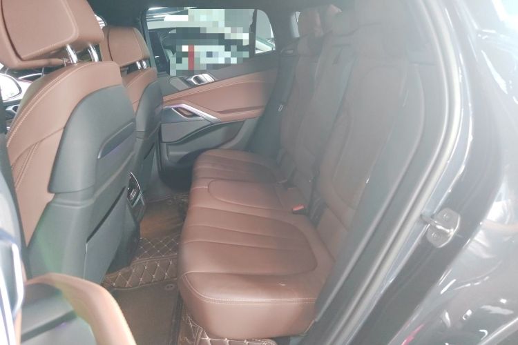 Used BMW X6 2021 xDrive40i Luxury Model with M Sport Package Left Rear Seat