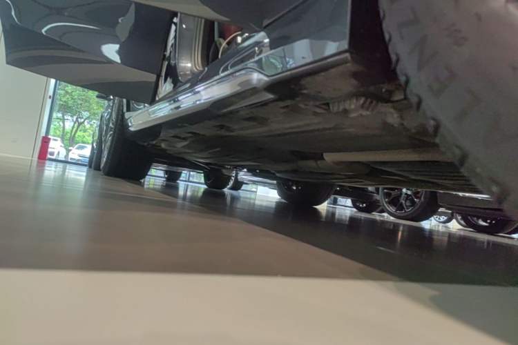 Used BMW X6 2021 xDrive30i M Sport Package Right Side Sill