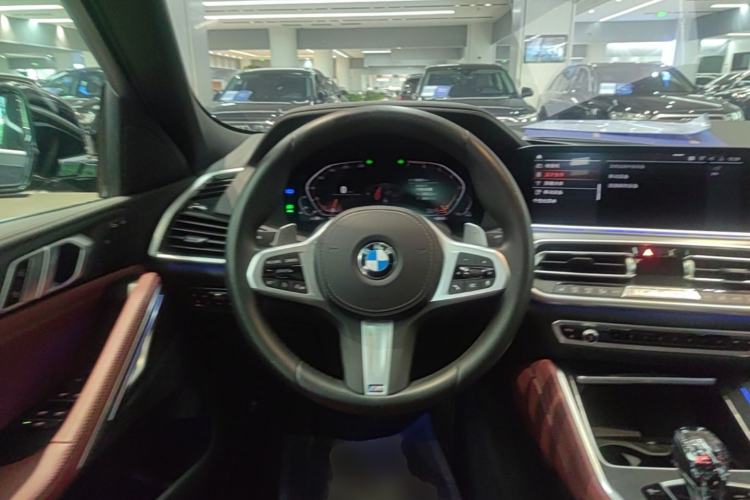 Used BMW X6 2021 xDrive30i M Sport Package Steering Wheel