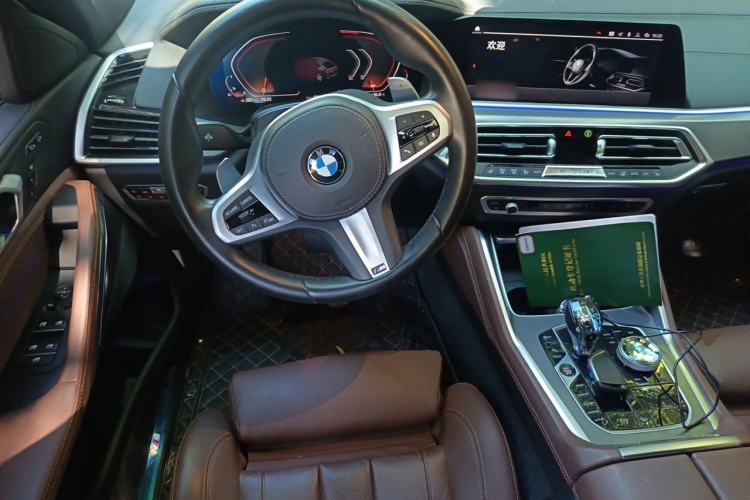 Used BMW X6 2021 xDrive30i M Sport Package Steering Wheel
