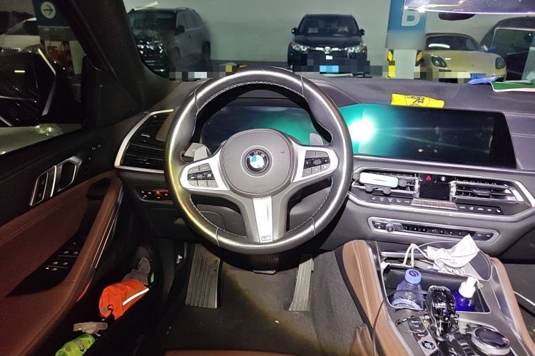 Used BMW X6 2021 xDrive30i M Sport Package Steering Wheel