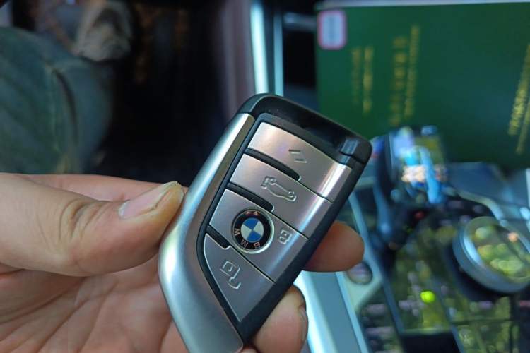 Used BMW X6 2021 xDrive30i M Sport Package Vehicle Key