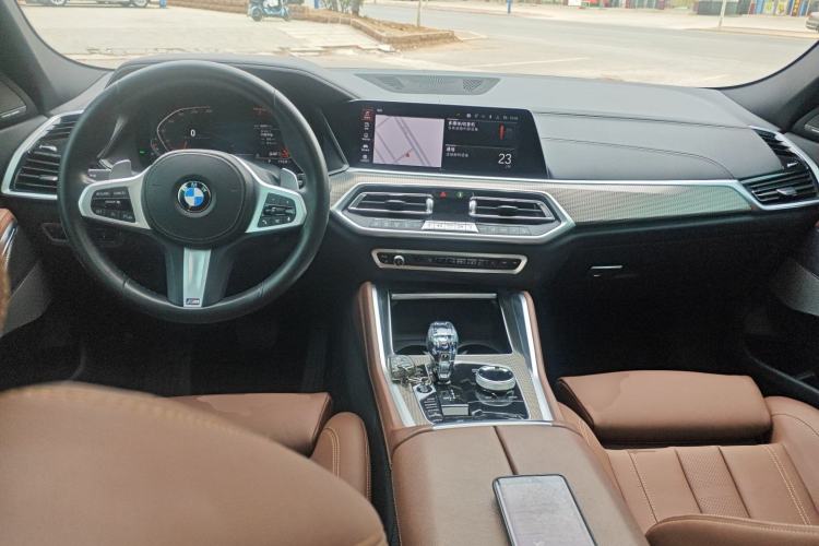 Used BMW X6 2021 xDrive40i M Sport Package Center Console