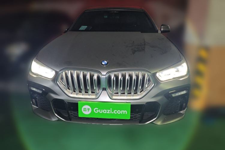 Used BMW X6 2021 xDrive40i Luxury Model with M Sport Package Front