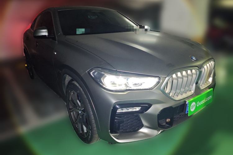 Used BMW X6 2021 xDrive40i Luxury Model with M Sport Package Front Right 45 Deg