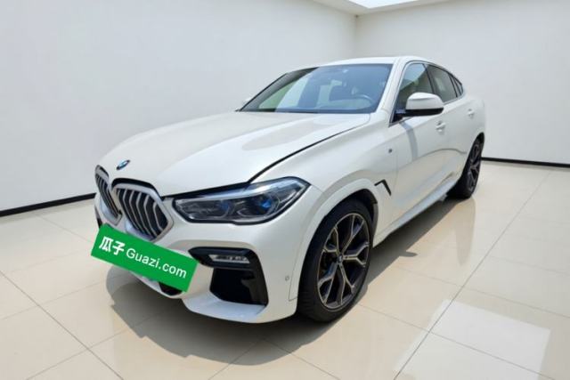 BMW X6 2021 xDrive40i Luxury Model with M Sport Package usado